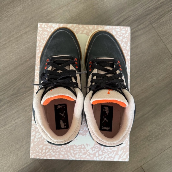 Jordan Retro 3 Desert Elephant Sz7M main image 4